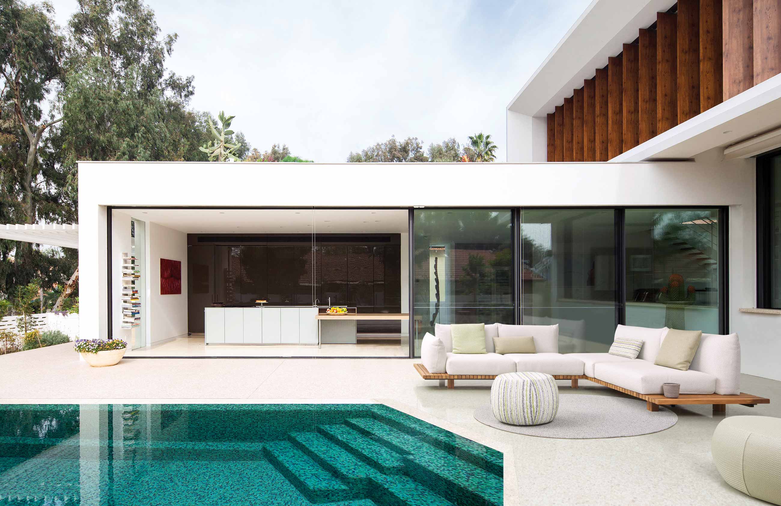 Aria Outdoor Sofa