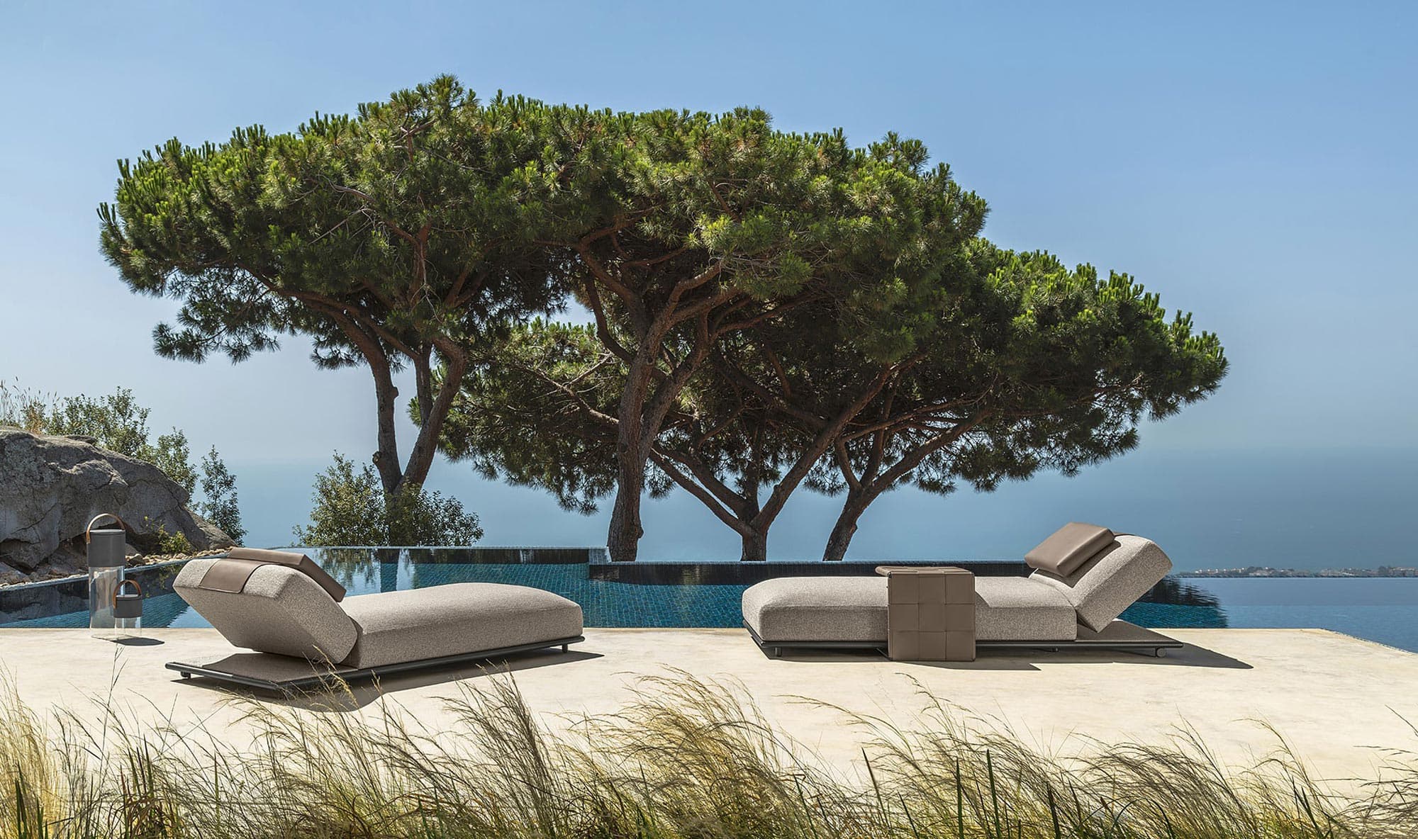 Tresse Outdoor Side Table
