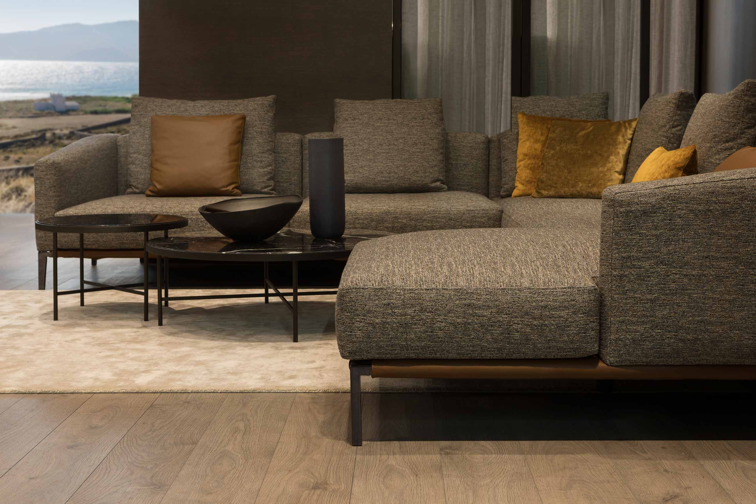 Pace Sofa