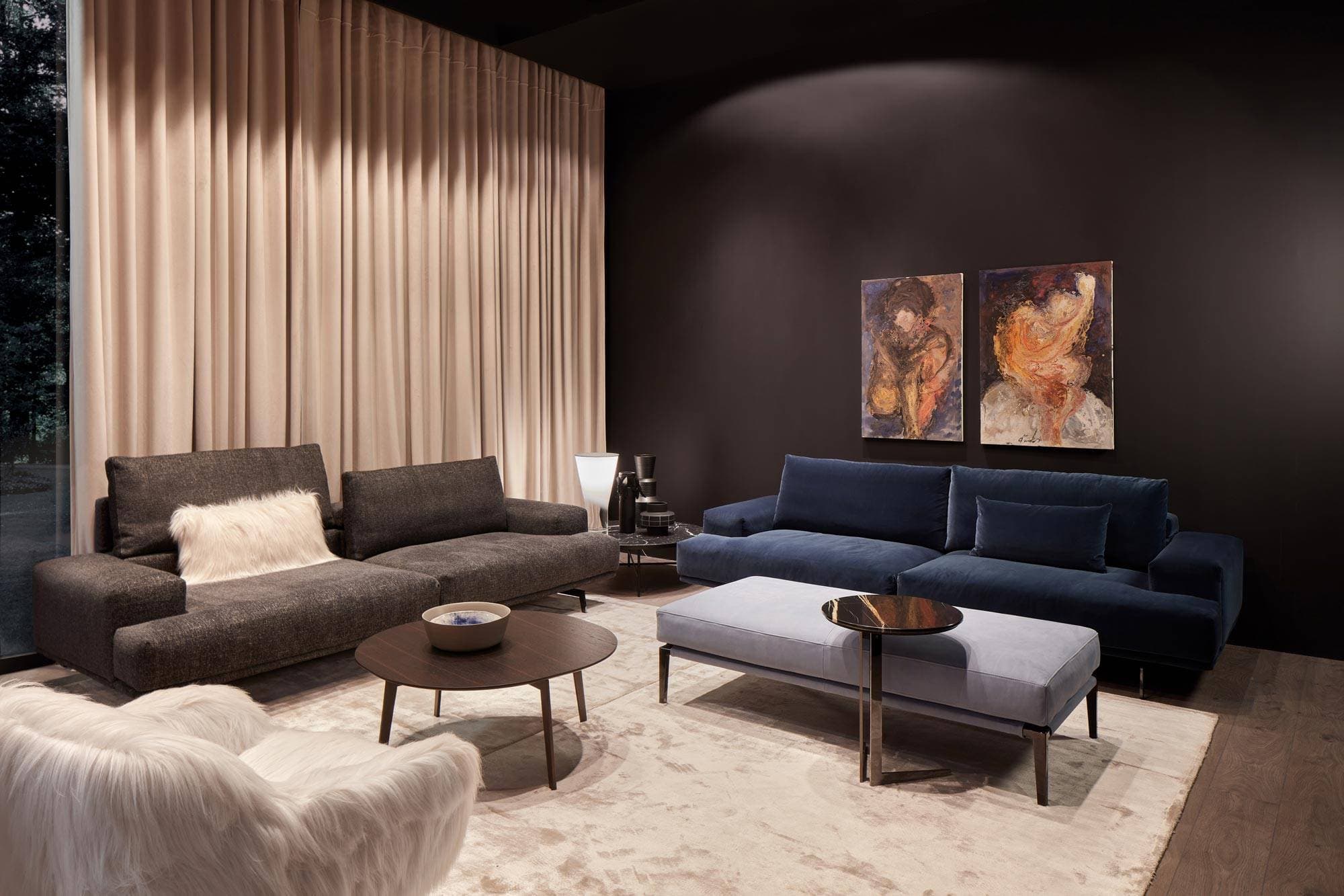 Upper Sofa