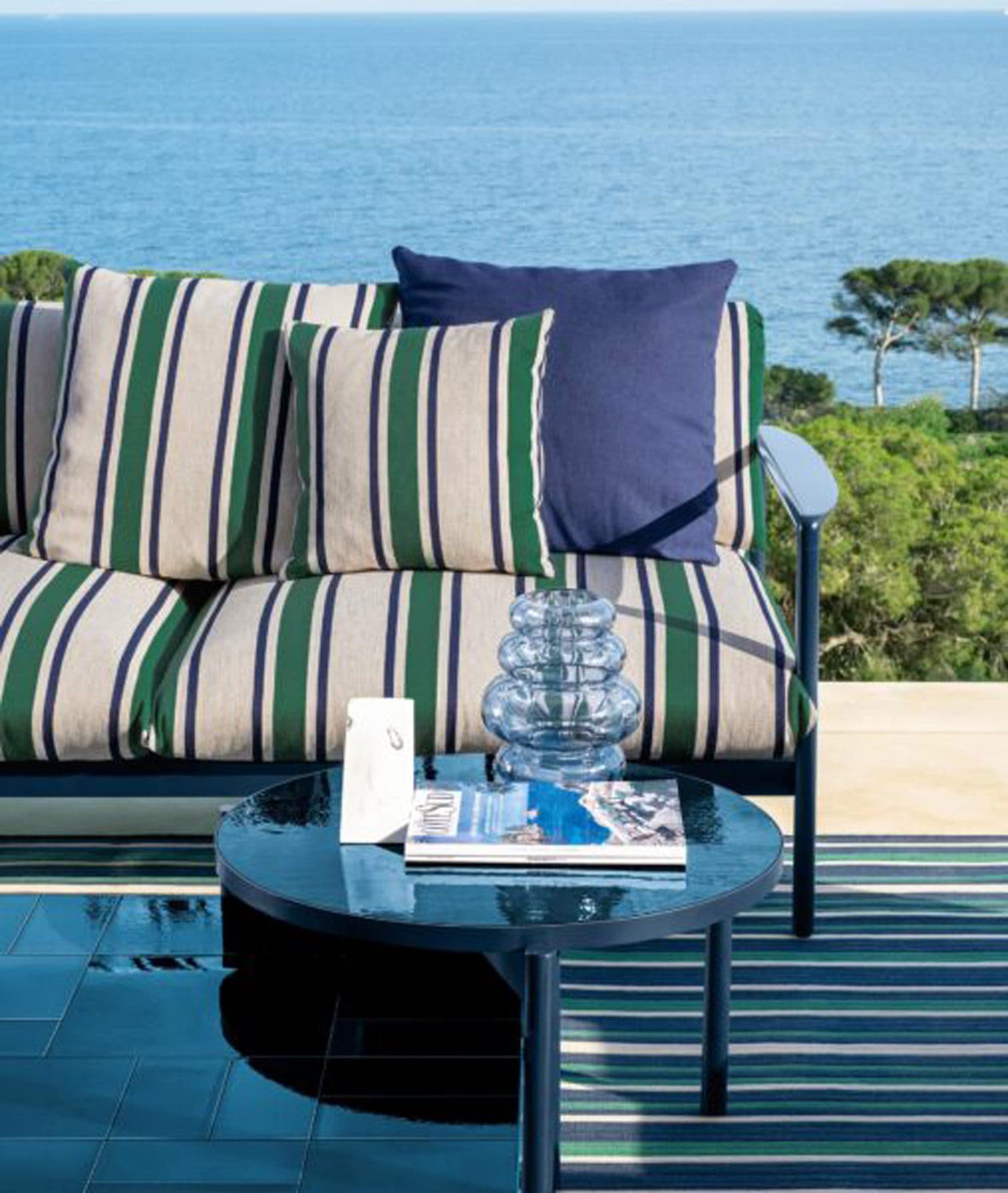 Nalu Outdoor Table D67