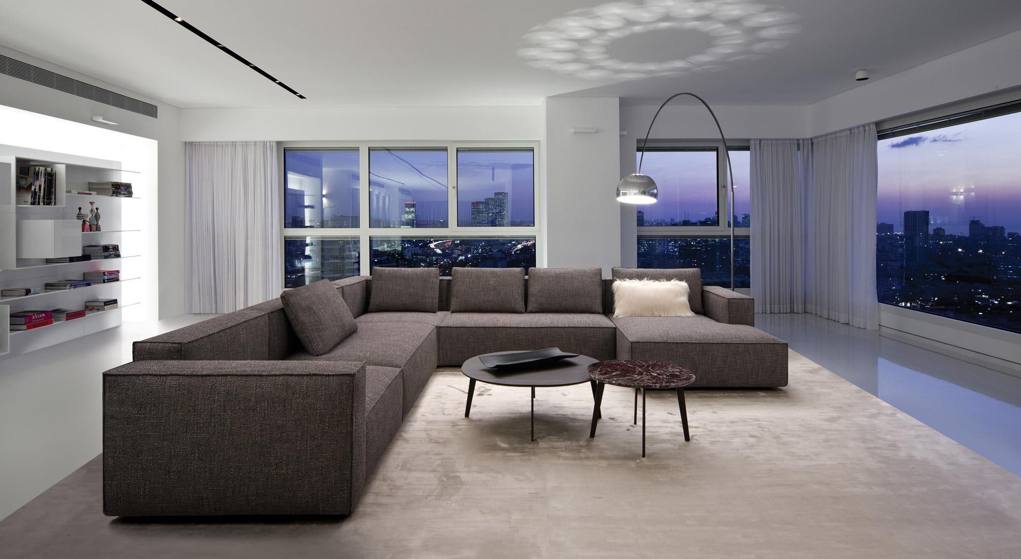 Hills Sofa
