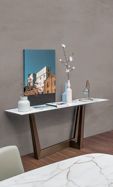 Art Console